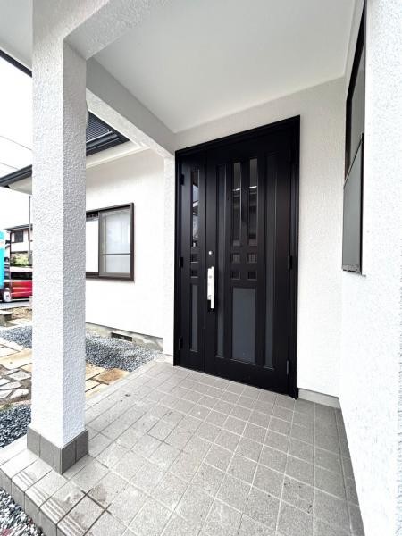 detached 兵庫県宝塚市泉町24-13 ジャルダン宝塚六番館　201号室