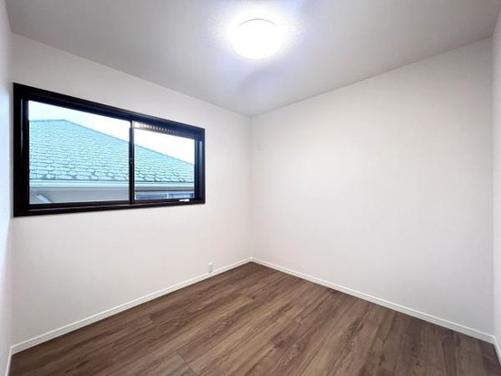 detached 兵庫県宝塚市泉町24-13 ジャルダン宝塚六番館　201号室