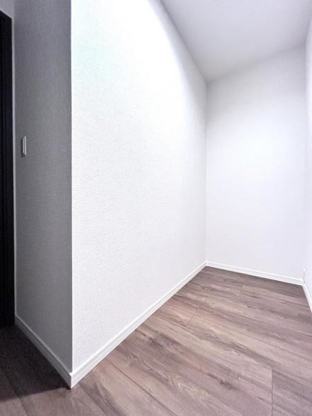 detached 兵庫県宝塚市泉町24-13 ジャルダン宝塚六番館　201号室