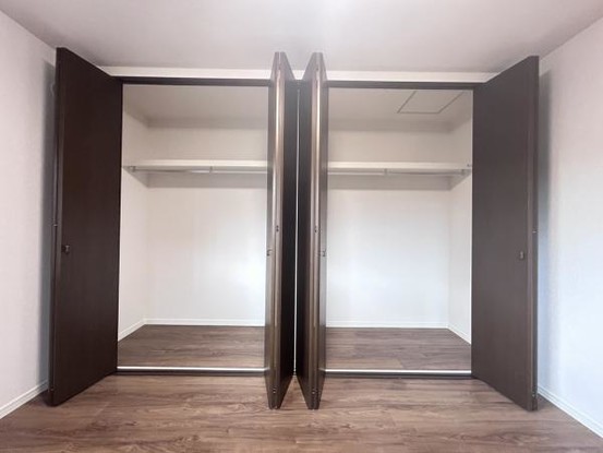 detached 兵庫県宝塚市泉町24-13 ジャルダン宝塚六番館　201号室