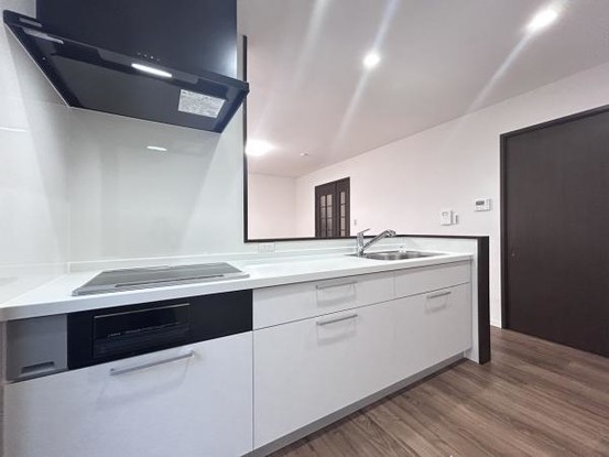 detached 兵庫県宝塚市泉町24-13 ジャルダン宝塚六番館　201号室