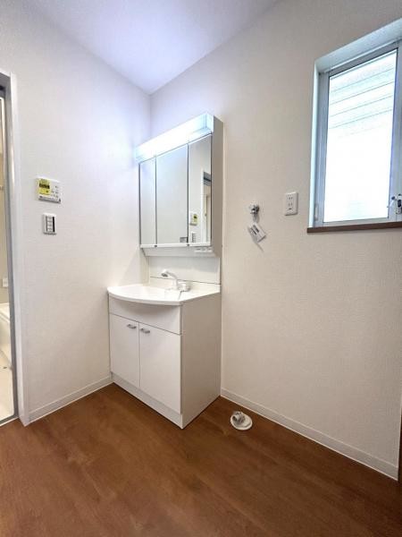 detached 兵庫県宝塚市泉町24-13 ジャルダン宝塚六番館　201号室