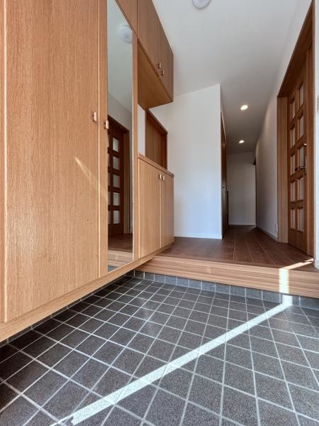 detached 兵庫県宝塚市泉町24-13 ジャルダン宝塚六番館　201号室