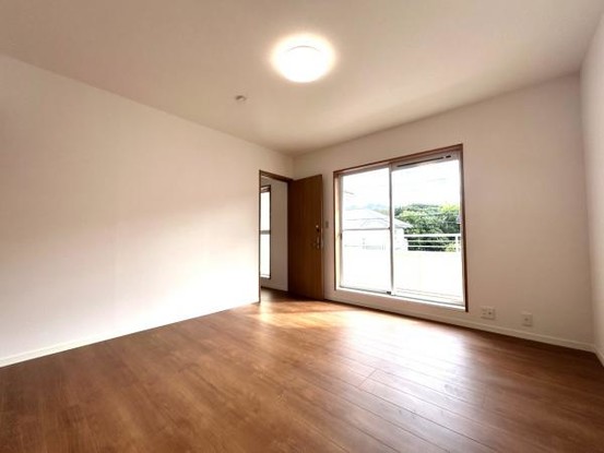 detached 兵庫県宝塚市泉町24-13 ジャルダン宝塚六番館　201号室