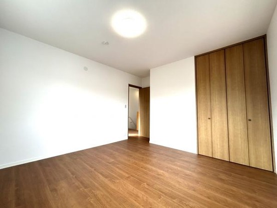 detached 兵庫県宝塚市泉町24-13 ジャルダン宝塚六番館　201号室