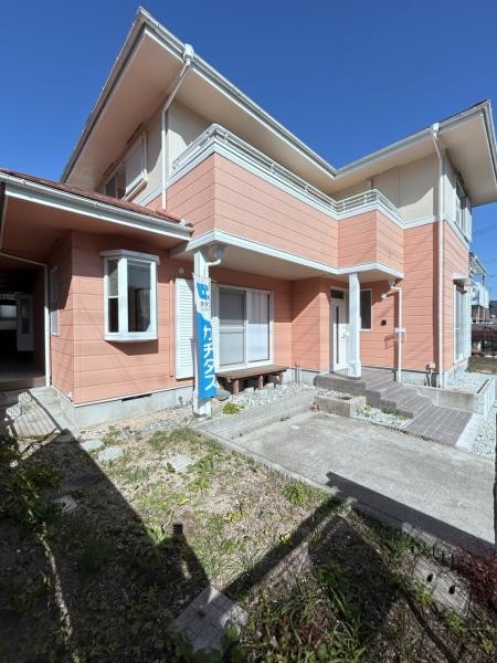 detached 兵庫県宝塚市泉町24-13 ジャルダン宝塚六番館　201号室