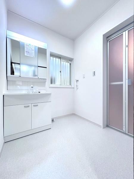 detached 兵庫県宝塚市泉町24-13 ジャルダン宝塚六番館　201号室