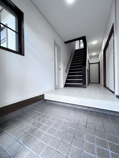 detached 兵庫県宝塚市泉町24-13 ジャルダン宝塚六番館　201号室