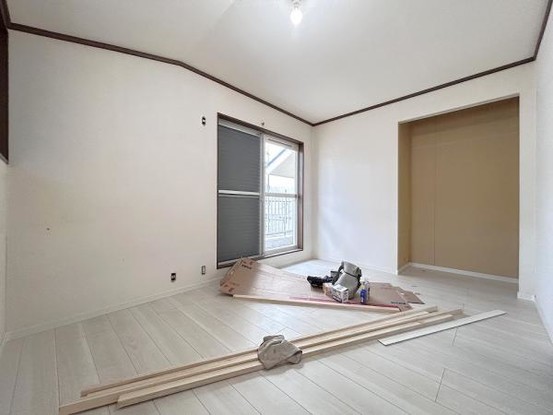 detached 兵庫県宝塚市泉町24-13 ジャルダン宝塚六番館　201号室