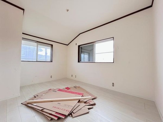 detached 兵庫県宝塚市泉町24-13 ジャルダン宝塚六番館　201号室