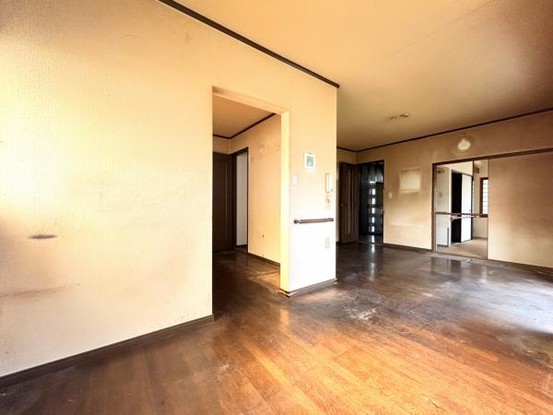 detached 兵庫県宝塚市泉町24-13 ジャルダン宝塚六番館　201号室