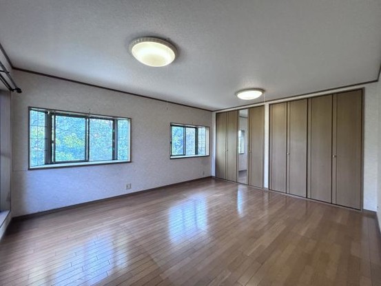 detached 兵庫県宝塚市泉町24-13 ジャルダン宝塚六番館　201号室