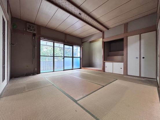 detached 兵庫県宝塚市泉町24-13 ジャルダン宝塚六番館　201号室