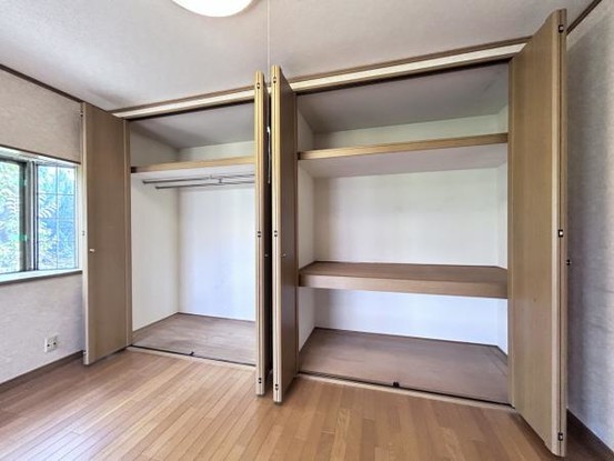 detached 兵庫県宝塚市泉町24-13 ジャルダン宝塚六番館　201号室