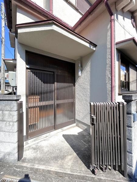 detached 兵庫県宝塚市泉町24-13 ジャルダン宝塚六番館　201号室