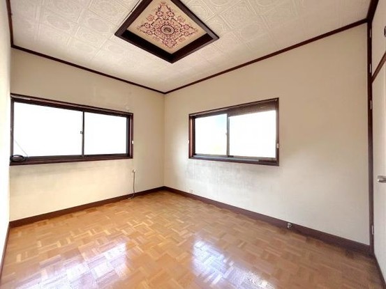 detached 兵庫県宝塚市泉町24-13 ジャルダン宝塚六番館　201号室