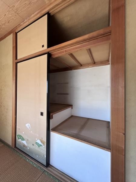 detached 兵庫県宝塚市泉町24-13 ジャルダン宝塚六番館　201号室