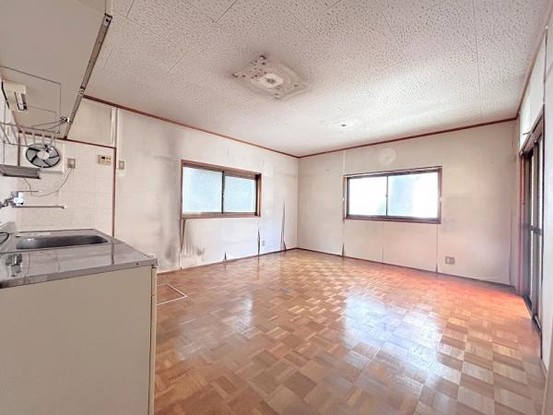 detached 兵庫県宝塚市泉町24-13 ジャルダン宝塚六番館　201号室