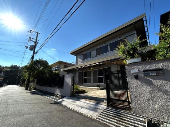 detached 兵庫県宝塚市泉町24-13 ジャルダン宝塚六番館　201号室