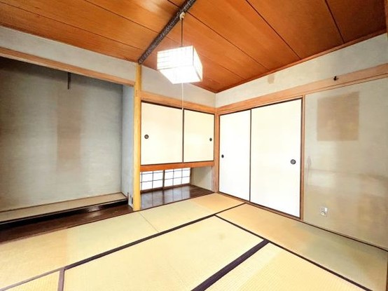 detached 兵庫県宝塚市泉町24-13 ジャルダン宝塚六番館　201号室
