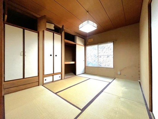 detached 兵庫県宝塚市泉町24-13 ジャルダン宝塚六番館　201号室