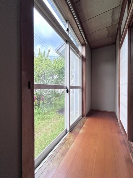 detached 兵庫県宝塚市泉町24-13 ジャルダン宝塚六番館　201号室