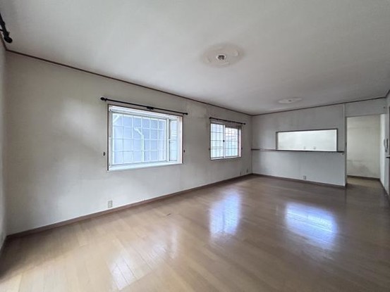 detached 兵庫県宝塚市泉町24-13 ジャルダン宝塚六番館　201号室