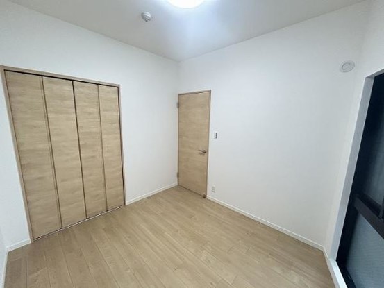 apartment 兵庫県宝塚市泉町24-13 ジャルダン宝塚六番館　201号室