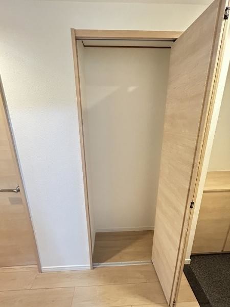 apartment 兵庫県宝塚市泉町24-13 ジャルダン宝塚六番館　201号室