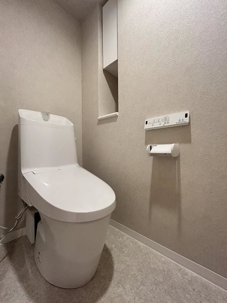 apartment 兵庫県宝塚市泉町24-13 ジャルダン宝塚六番館　201号室