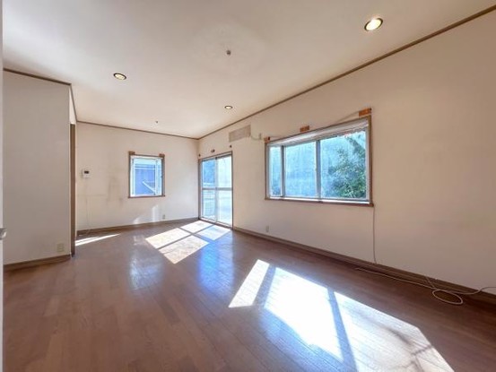 detached 兵庫県宝塚市泉町24-13 ジャルダン宝塚六番館　201号室