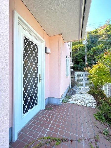 detached 兵庫県宝塚市泉町24-13 ジャルダン宝塚六番館　201号室