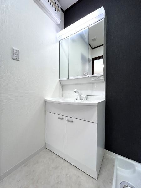 detached 兵庫県宝塚市泉町24-13 ジャルダン宝塚六番館　201号室