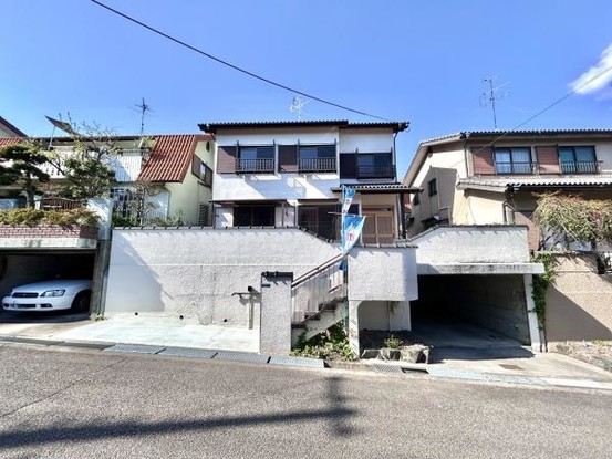 detached 兵庫県宝塚市泉町24-13 ジャルダン宝塚六番館　201号室
