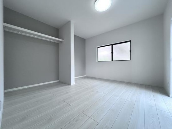 detached 兵庫県宝塚市泉町24-13 ジャルダン宝塚六番館　201号室
