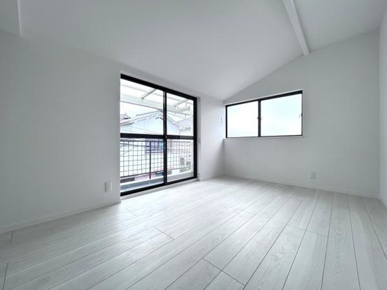 detached 兵庫県宝塚市泉町24-13 ジャルダン宝塚六番館　201号室
