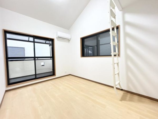 detached 京都府京都市伏見区淀木津町235番地4