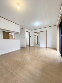 detached 埼玉県八潮市大瀬１丁目2-11 カーサヴェルデ八潮1F