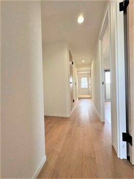 apartment 埼玉県八潮市大瀬１丁目2-11 カーサヴェルデ八潮1F