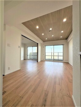 apartment 埼玉県八潮市大瀬１丁目2-11 カーサヴェルデ八潮1F