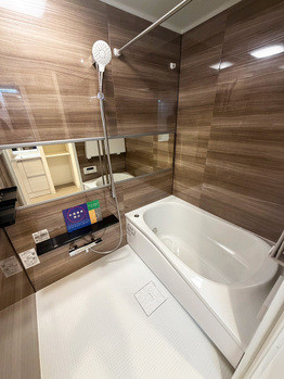 apartment 埼玉県八潮市大瀬１丁目2-11 カーサヴェルデ八潮1F