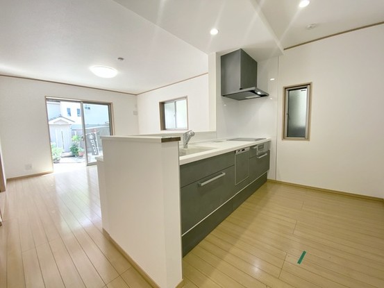 detached 神奈川県伊勢原市桜台１丁目9-7 堀井ビル1F