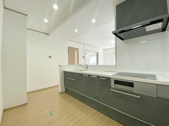 detached 神奈川県伊勢原市桜台１丁目9-7 堀井ビル1F