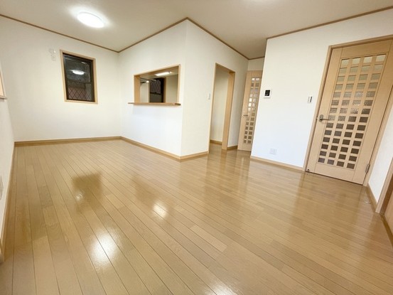 detached 神奈川県伊勢原市桜台１丁目9-7 堀井ビル1F