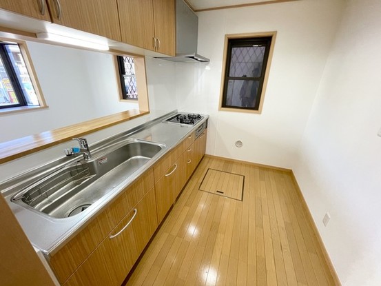 detached 神奈川県伊勢原市桜台１丁目9-7 堀井ビル1F