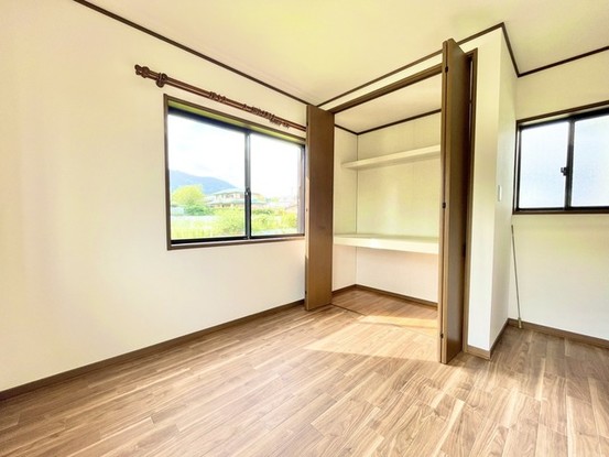 detached 神奈川県伊勢原市桜台１丁目9-7 堀井ビル1F