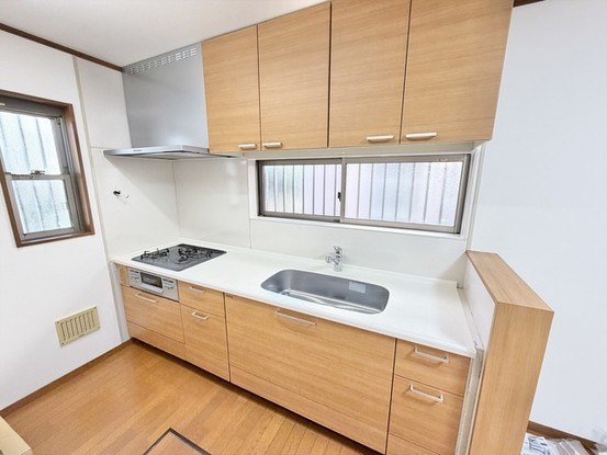 detached 神奈川県伊勢原市桜台１丁目9-7 堀井ビル1F