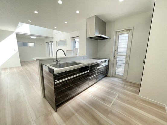 detached 神奈川県伊勢原市桜台１丁目9-7 堀井ビル1F