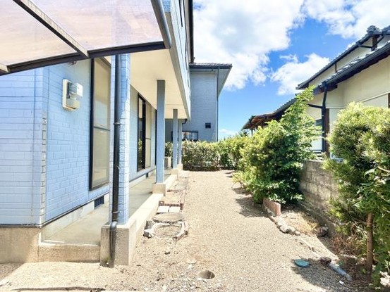 detached 熊本県上益城郡嘉島町大字鯰
地図を見る