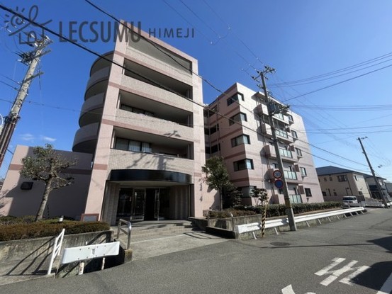 apartment 兵庫県姫路市広畑区北野町１丁目
地図を見る